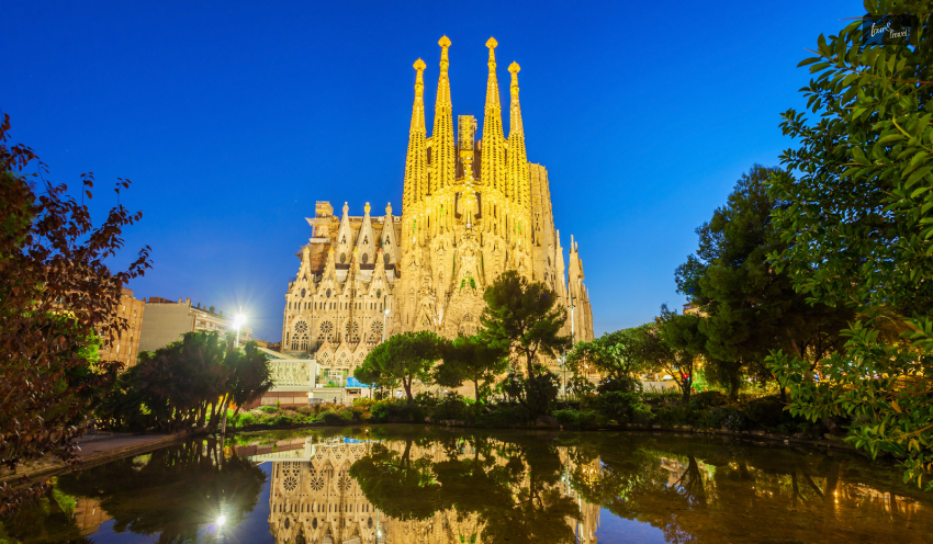 Spending Some Time At La Sagrada Familia 