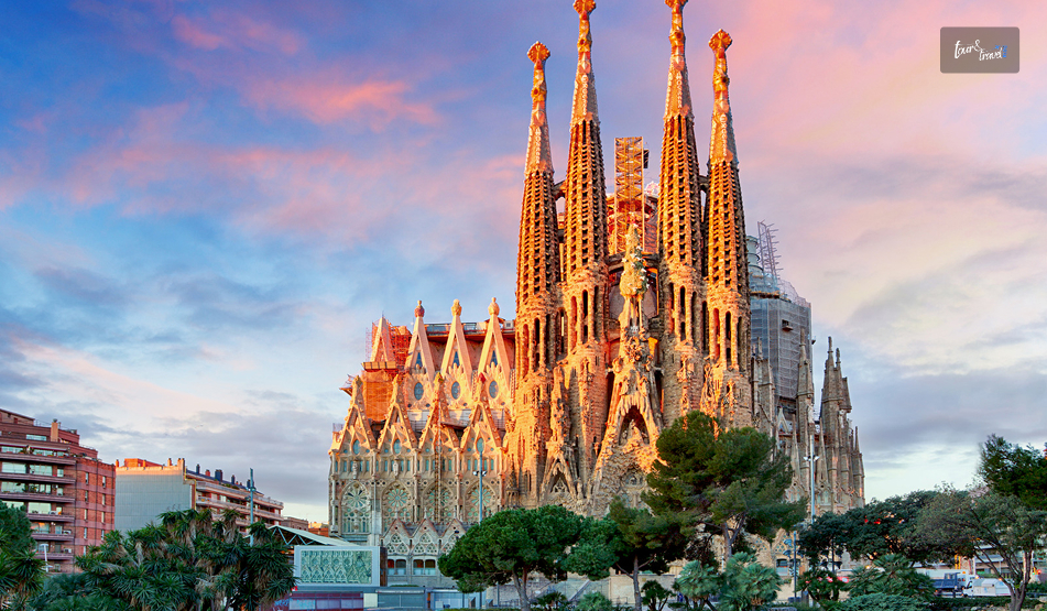 You Can’t Miss These Things To Do In Barcelona: In The Cosmopolitan Capital Of Spain