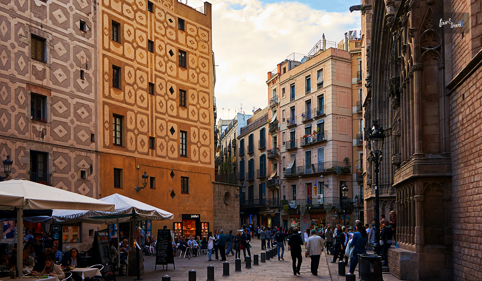 You Can’t Miss These Things To Do In Barcelona: In The Cosmopolitan Capital Of Spain