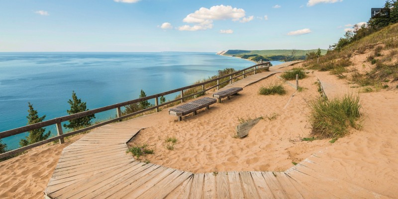 A Guide To Traverse City Beach - 10 Best Beaches To Explore!