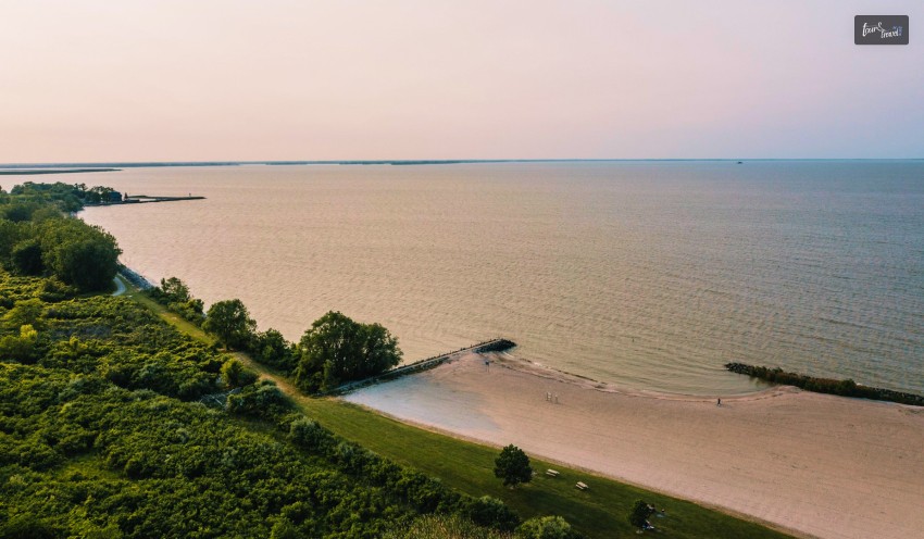 Maumee Bay State Park Beach (Oregon)