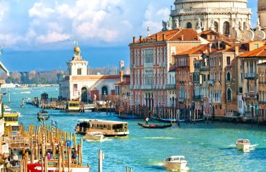 Venice Reveals 2024 Dates For Tourist Entry Fees