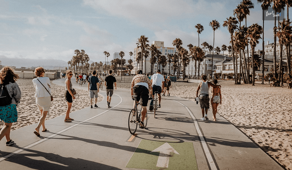 Unique Things To Do In Venice Beach Fun At The Boardwalk, Food And More
