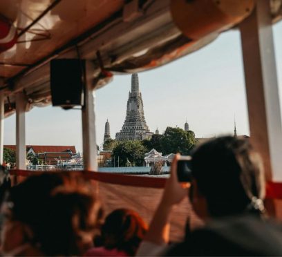 Why you should travel on an escorted tour