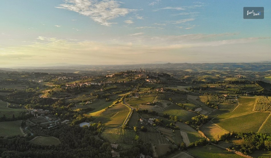 Visit The Tuscan Hill Towns The Sun Soaked Paradise Of Central Italy