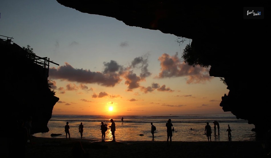 What Is The Best Time To Visit Uluwatu Beach