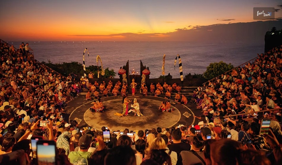 Why Is The Uluwatu Beach So Famous