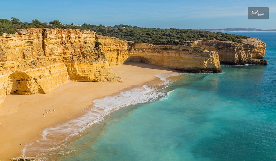 Praia Da Marinha