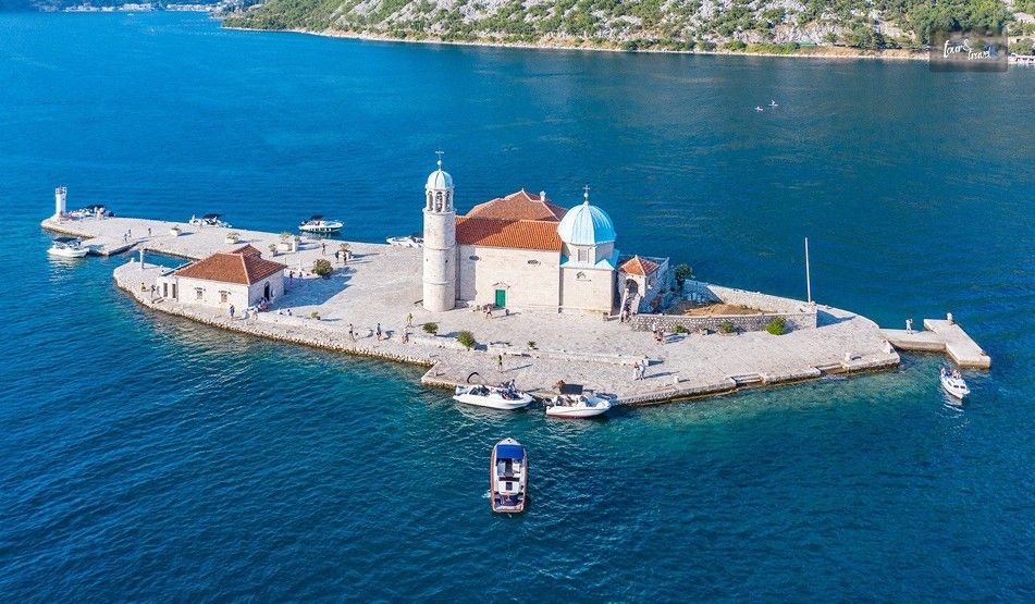 Knowing Our Lady Of The Rock