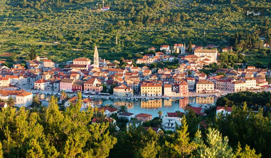 Walking The Old Town Stari Grad