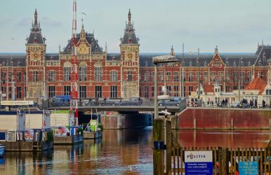 Amsterdam travel tips