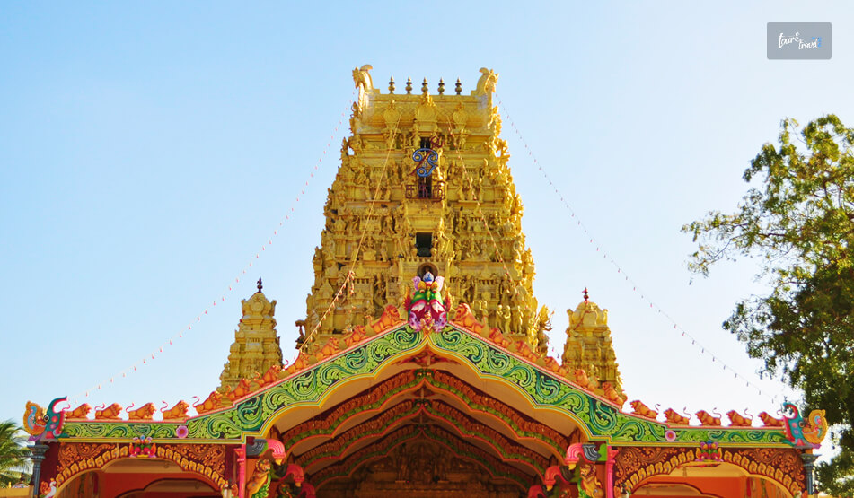 Nainativu Nagapooshani Amman Temple
