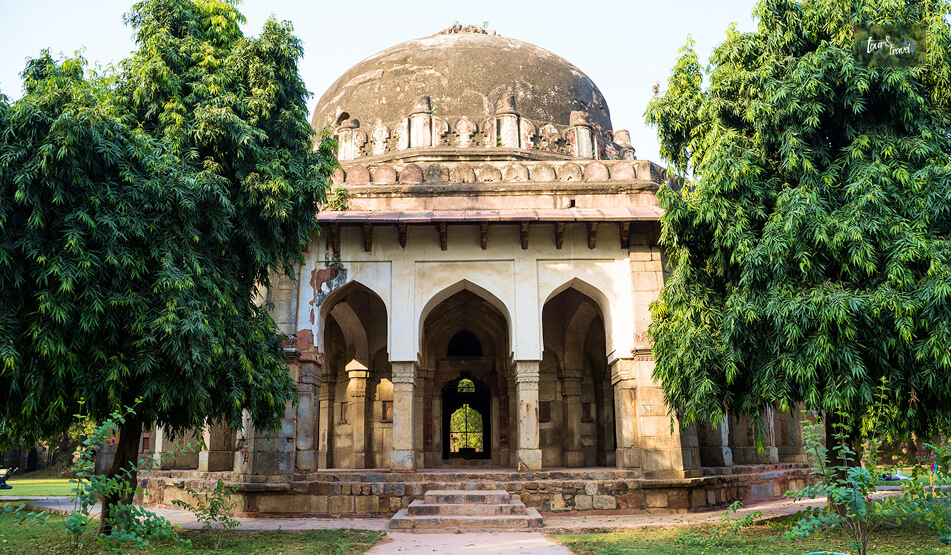 The Tomb of Sikandar Lodi To The North