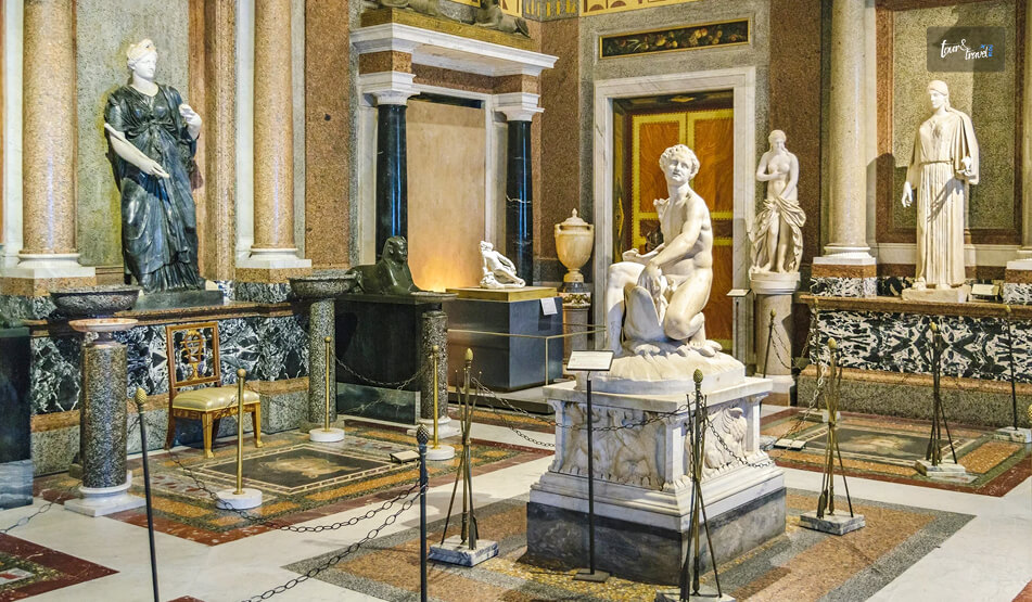 Browsing The Borghese Gallery