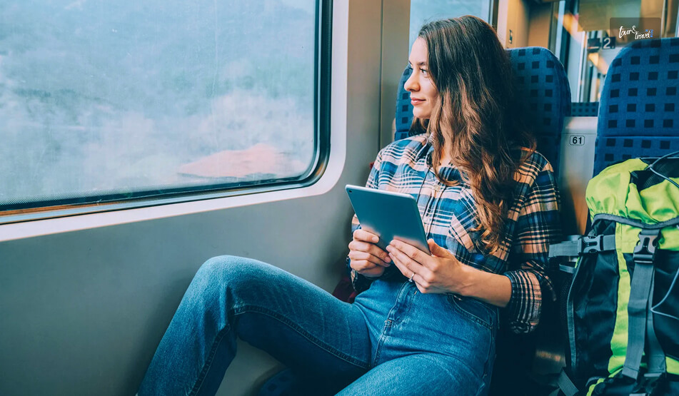 Why Everyone Loves TheLowDownUnder Travel