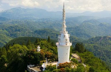 ambuluwawa tower
