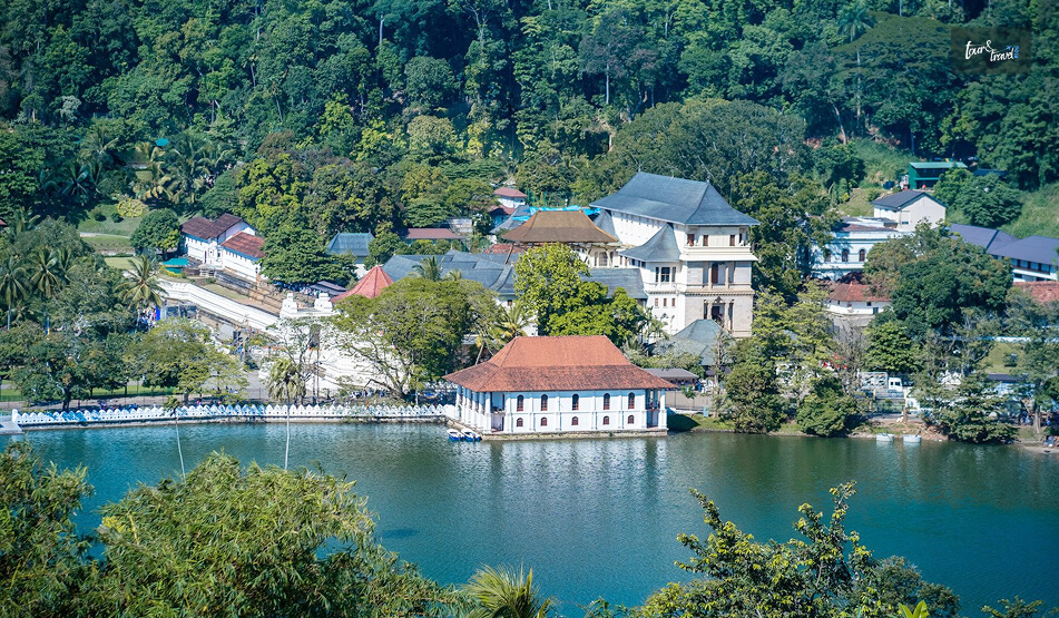 Spending Moments By The Kandy Lake