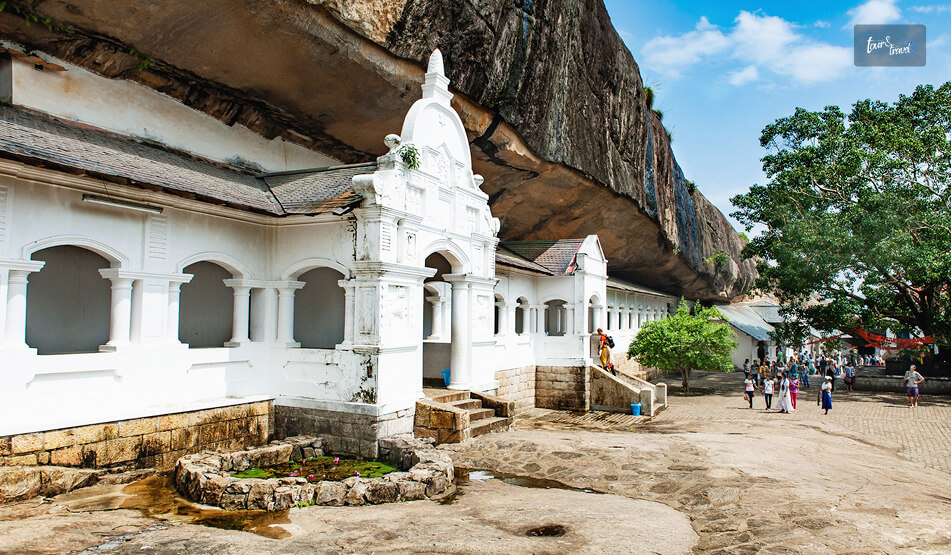 Dambulla Royal Cave Temple