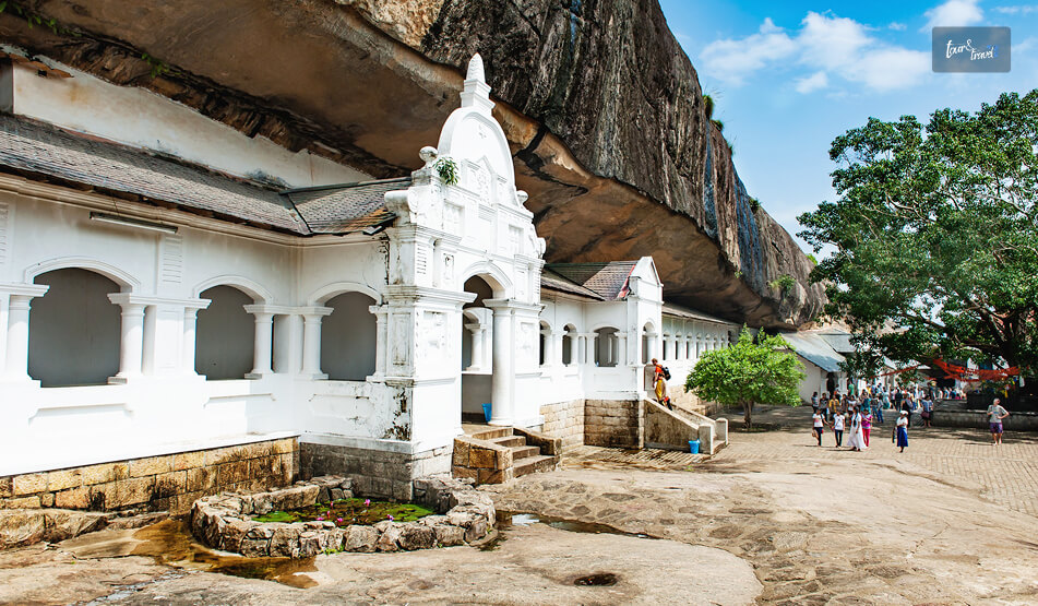 How To Reach The Dambulla Royal Cave Temple