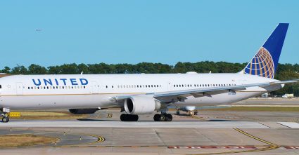 United Airlines flight UA82 emergency