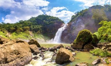 Dunhinda Falls