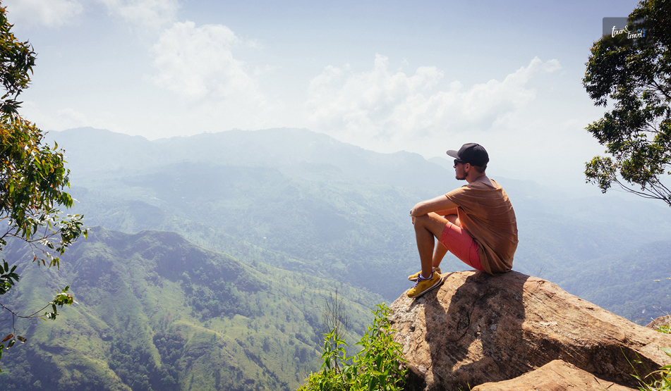 World’s End, Sri Lanka: Chasing the View Before the Clouds Roll In