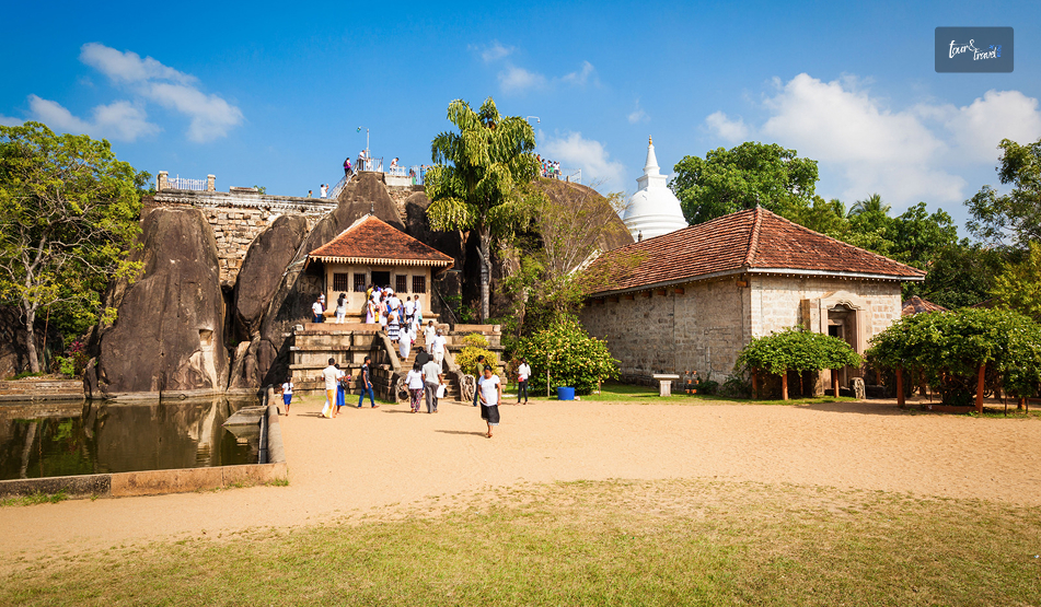 Isurumuniya Temple, Anuradhapura: A Guide To Sri Lanka’s Rock-Carved Temple Of Legends